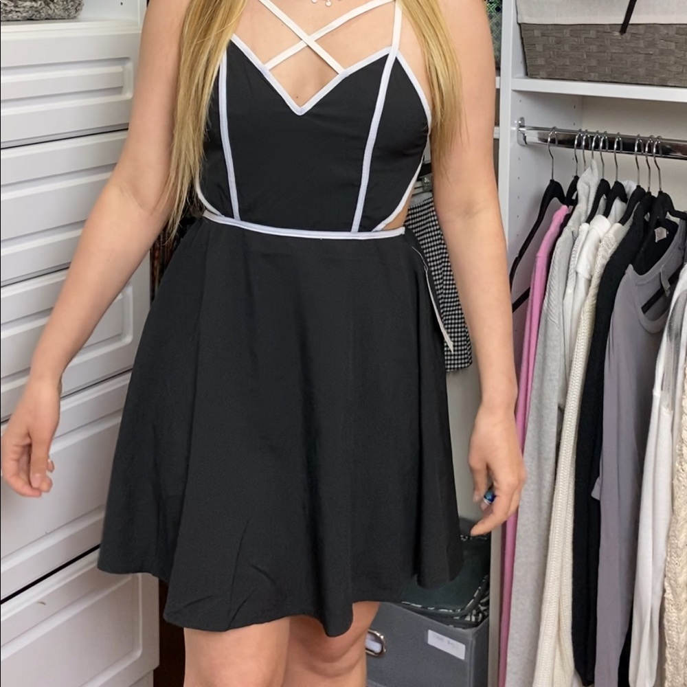 Tobi Skater Dress with tags size small